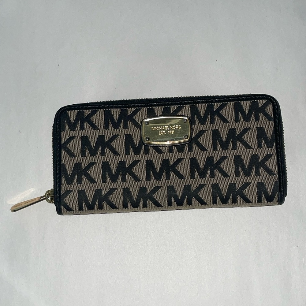 Michael Kors Jet Set Travel Continental dark chocolate tan zip wallet